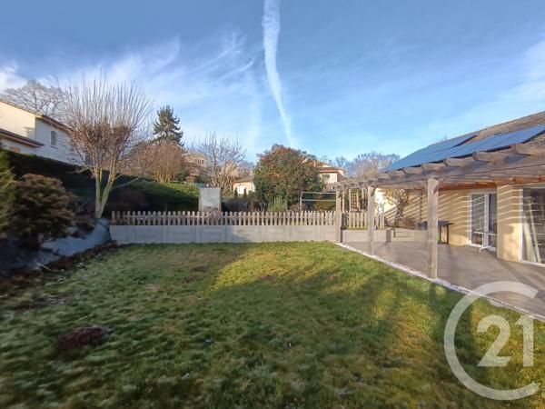 Maison à vendre  5 pièces - 156,80 m2 CHARBONNIERES LES VARENNES - 63