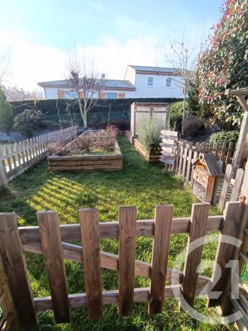 Maison à vendre  5 pièces - 156,80 m2 CHARBONNIERES LES VARENNES - 63