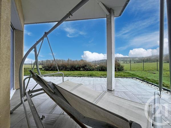 Maison à vendre  5 pièces - 156,80 m2 CHARBONNIERES LES VARENNES - 63