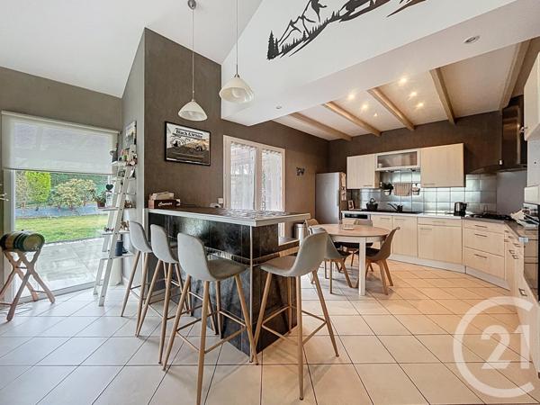 Maison à vendre  5 pièces - 156,80 m2 CHARBONNIERES LES VARENNES - 63