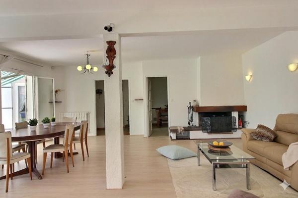 Maison plain-pied 113 m² – DPE performant – piscine – terrain 830 m² 395 000 €