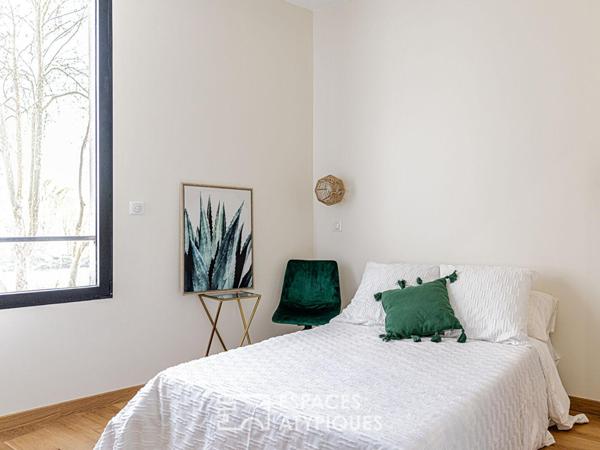 Appartement à la rénovation contemporaine, vue Loire