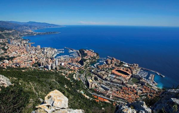 Beausoleil – Aux portes de Monaco – Dernier appartement 2 pièces avec terrasse de 111,5 m²
