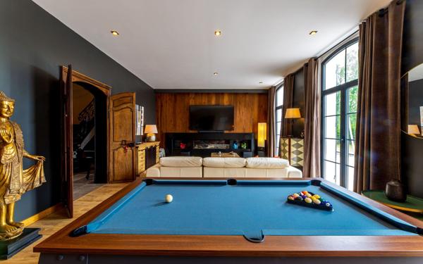 Maison à vendre    8 pièces • 392 m2 Bizanos