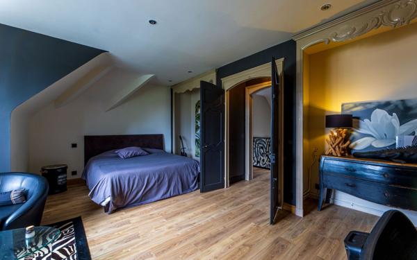 Maison à vendre    8 pièces • 392 m2 Bizanos