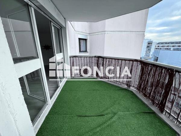 Location Appartement 4 pièces 82.9 m² - 407 Place Gustave Courbet Noisy Le Grand 93160