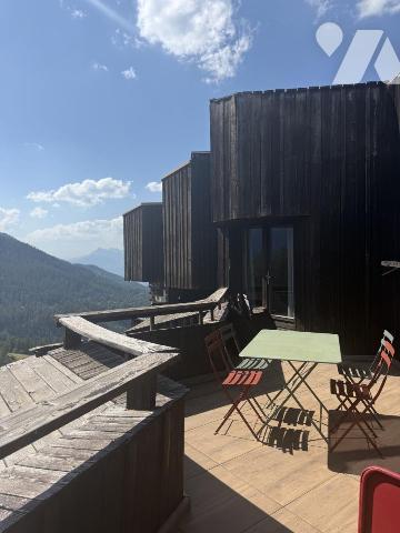 Appartement de type 3 avec terrasse 
