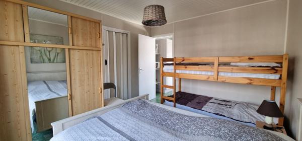 Appartement meublé au 1er étage avec balcon