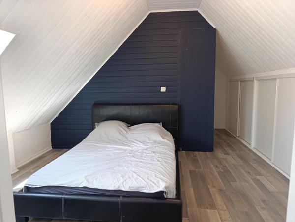 Propriété avec étang - 15975m²