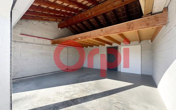 Maison à vendre    5 pièces •  Pia