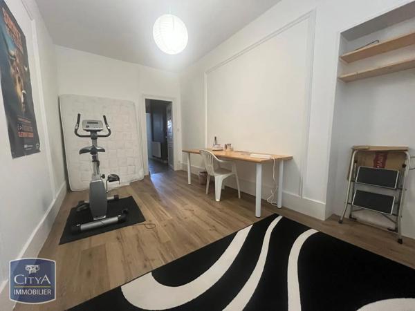 Appartement à louer 3 pièces 90.09m² Mâcon (71000)