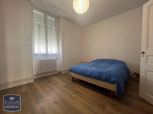 Appartement à louer 3 pièces 90.09m² Mâcon (71000)