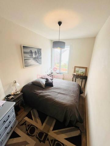 Maison à vendre 10 pièces de 220 m²