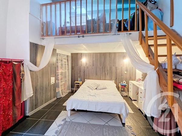 Appartement F2 à vendre  2 pièces - 38,85 m2 LE MUY - 83