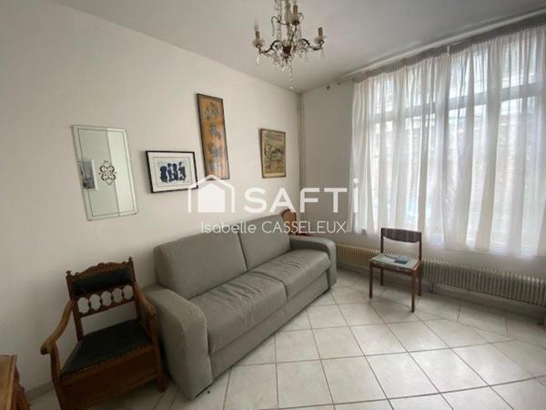 Maison habitable de plein pied, 2 chambres, cour fleurie