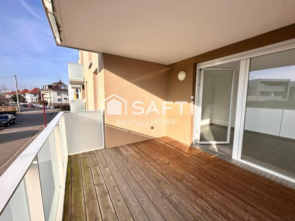 T3 LUMINEUX 2017 - BEAU BALCON - GARAGE - CELLIER