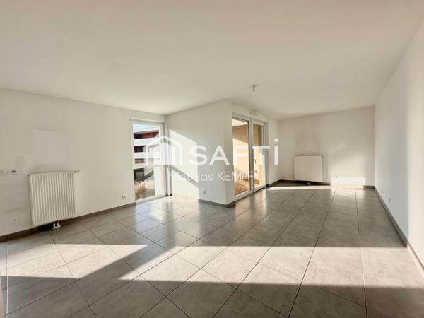 T3 LUMINEUX 2017 - BEAU BALCON - GARAGE - CELLIER