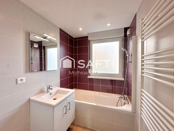 T3 LUMINEUX 2017 - BEAU BALCON - GARAGE - CELLIER