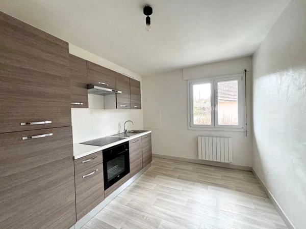 Appartement à louer 5 pièces 96.08m²