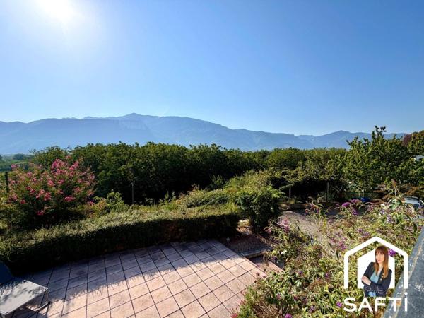 Maison familiale avec piscine, grand sous-sol et terrain arboré avec vue sur le Vercors