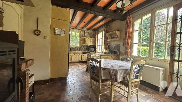 PROPRIETE 4/5 CHAMBRES SUR 3494 m² de terrain