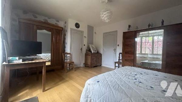 PROPRIETE 4/5 CHAMBRES SUR 3494 m² de terrain