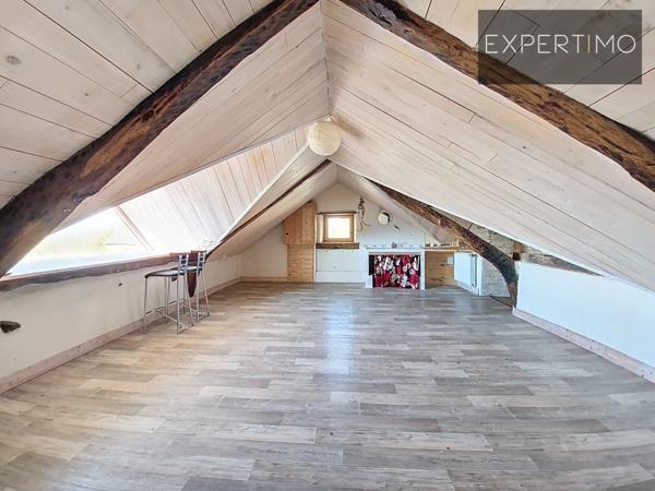 Centrès (12120) Maison sur 3 niveaux avec cave ; studio au RDC et une grange indépendante + grand verger