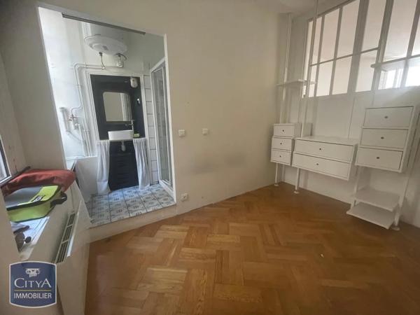 Appartement à louer 1 pièce 40.2m²