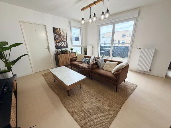 Appartement Cergy 4 pièce(s) 77 m2 337 000 € **  - Référence  2302