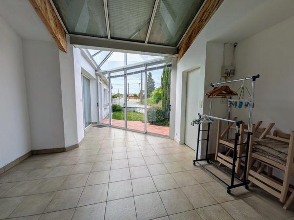 Maison à vendre 144m² - SAINT PIERRE DES ECHAUBROGNES (79)