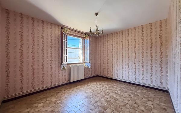 Maison à vendre    6 pièces •  Beauvoisin