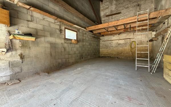 Maison à vendre    6 pièces •  Beauvoisin