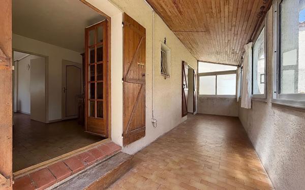 Maison à vendre    6 pièces •  Beauvoisin