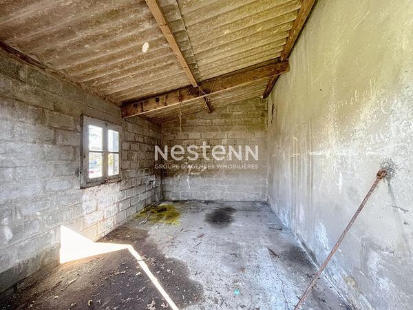 ENSEMBLE DE DEUX MAISONS EN PIERRE A RENOVER - MOELAN SUR MER - BRIGNEAU