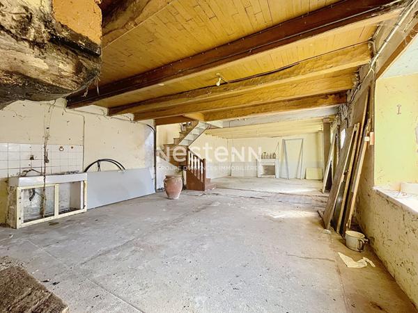 ENSEMBLE DE DEUX MAISONS EN PIERRE A RENOVER - MOELAN SUR MER - BRIGNEAU