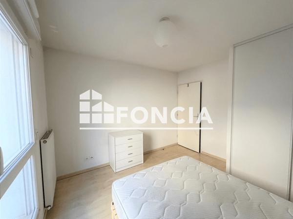 Location Appartement meublé 2 pièces 51.1 m² - 9 RUE DODE Voiron 38500