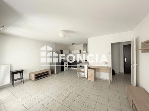 Location Appartement meublé 2 pièces 51.1 m² - 9 RUE DODE Voiron 38500
