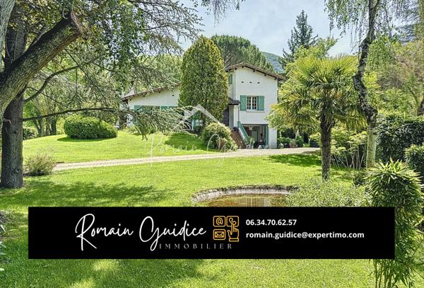 Saint-Georges-de-Luzençon (12100) MAISON DE 247 M² SUR SON PARC DE 2856 M²