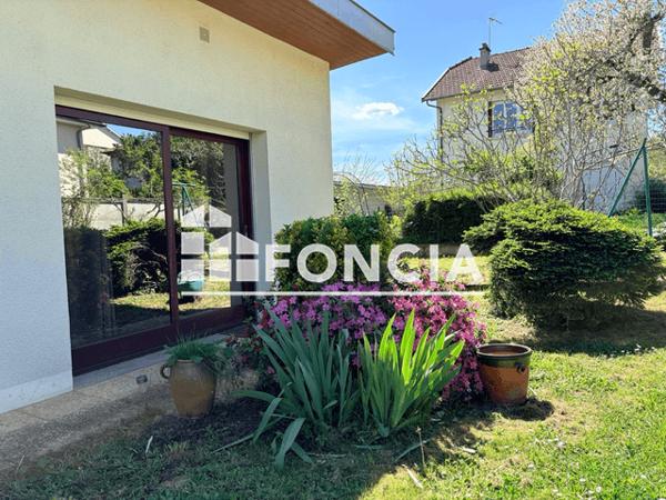 Location Studio meublé 31.1 m² - 193 AVENUE DES CASSEAUX Limoges 87000