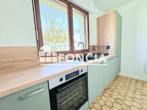 Location Studio meublé 31.1 m² - 193 AVENUE DES CASSEAUX Limoges 87000