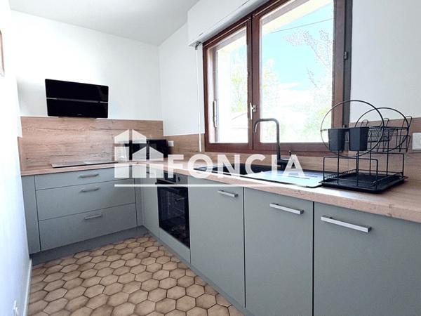 Location Studio meublé 31.1 m² - 193 AVENUE DES CASSEAUX Limoges 87000