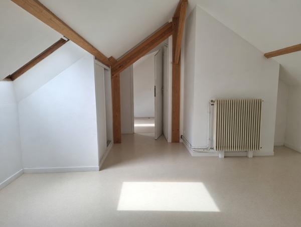 Maison 6 pièces à vendre Châtellerault - 86100 / Réf: 11970