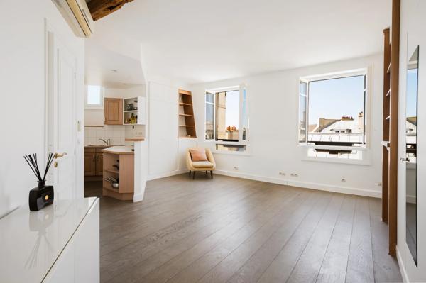 Appartement Paris 6 e - ODÉON / SAINT-MICHEL