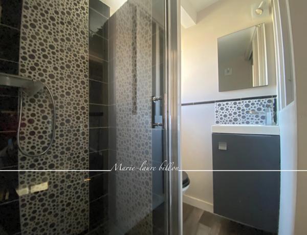 Maison à vendre 3 pièces SAINT GILLES CROIX DE VIE (85), au coeur du centre ville et dans le quartier historique de ST GILLES