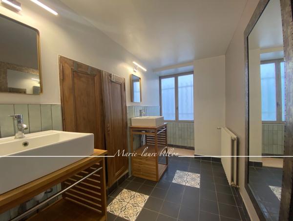 Maison à vendre 3 pièces SAINT GILLES CROIX DE VIE (85), au coeur du centre ville et dans le quartier historique de ST GILLES