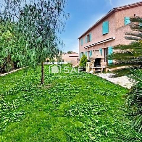 SPACIEUSE MAISON AVEC PISCINE PROCHE DES PLAGES