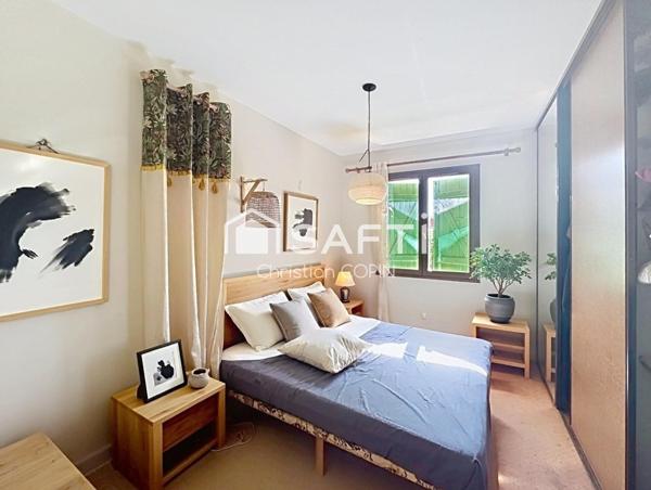 SPACIEUSE MAISON AVEC PISCINE PROCHE DES PLAGES