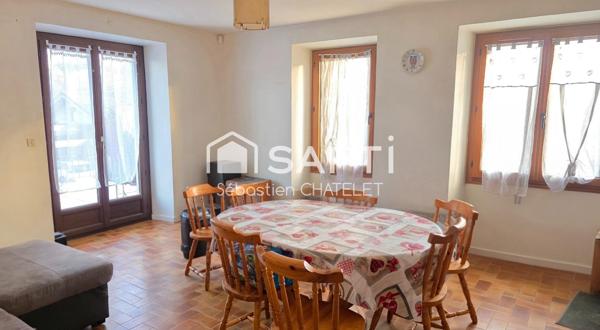 Maison lumineuse, vue Semnoz, fort potentiel