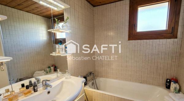 Maison lumineuse, vue Semnoz, fort potentiel