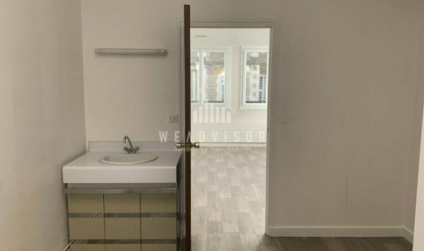 A LOUER : BUREAUX DE 24,73 M² CABINET PARAMEDICAL HYPER CENTRE LE MANS